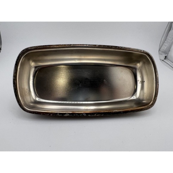 Vintage Meriden B. Company Tableware Antique Silver-Plated Butter Dish With Lid - Picture 7 of 9